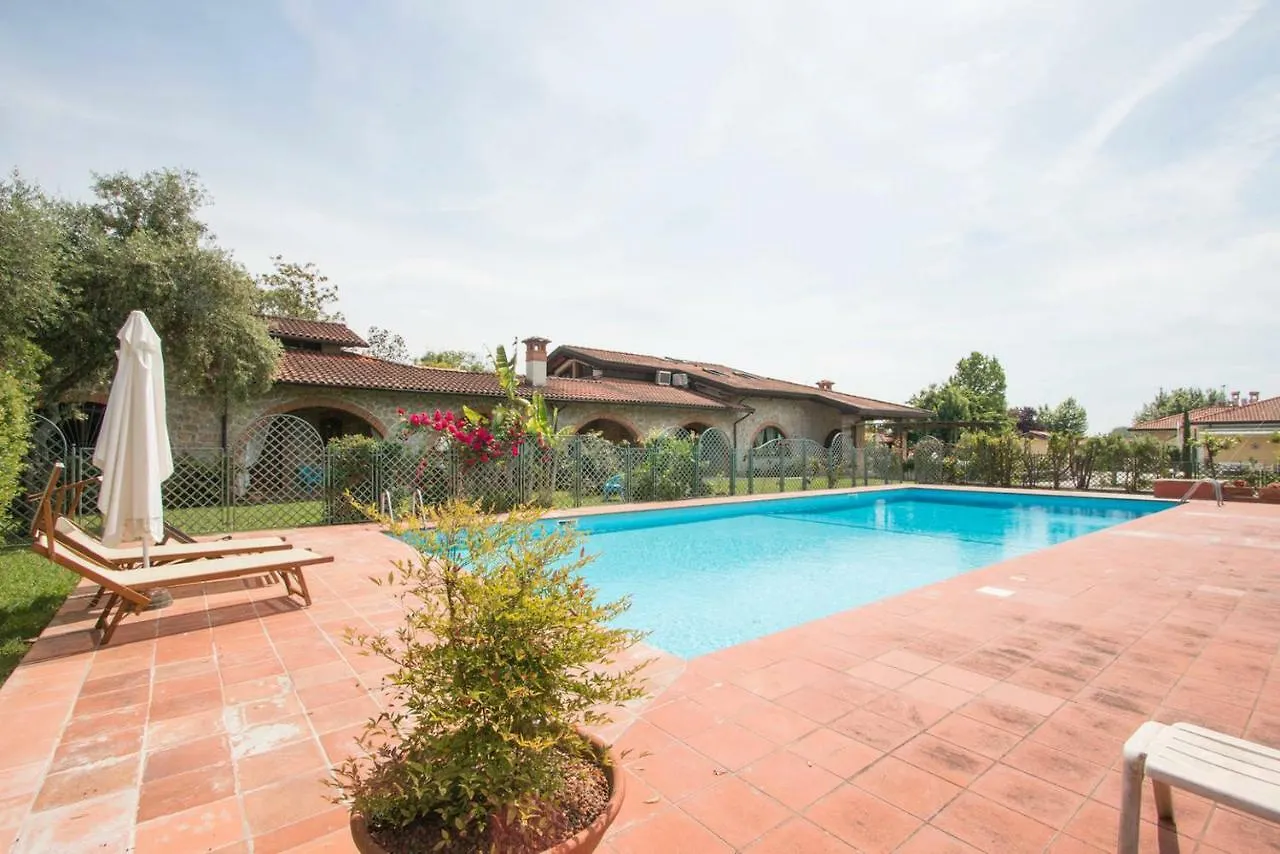 Luxury Tuscan House Pietrasanta
